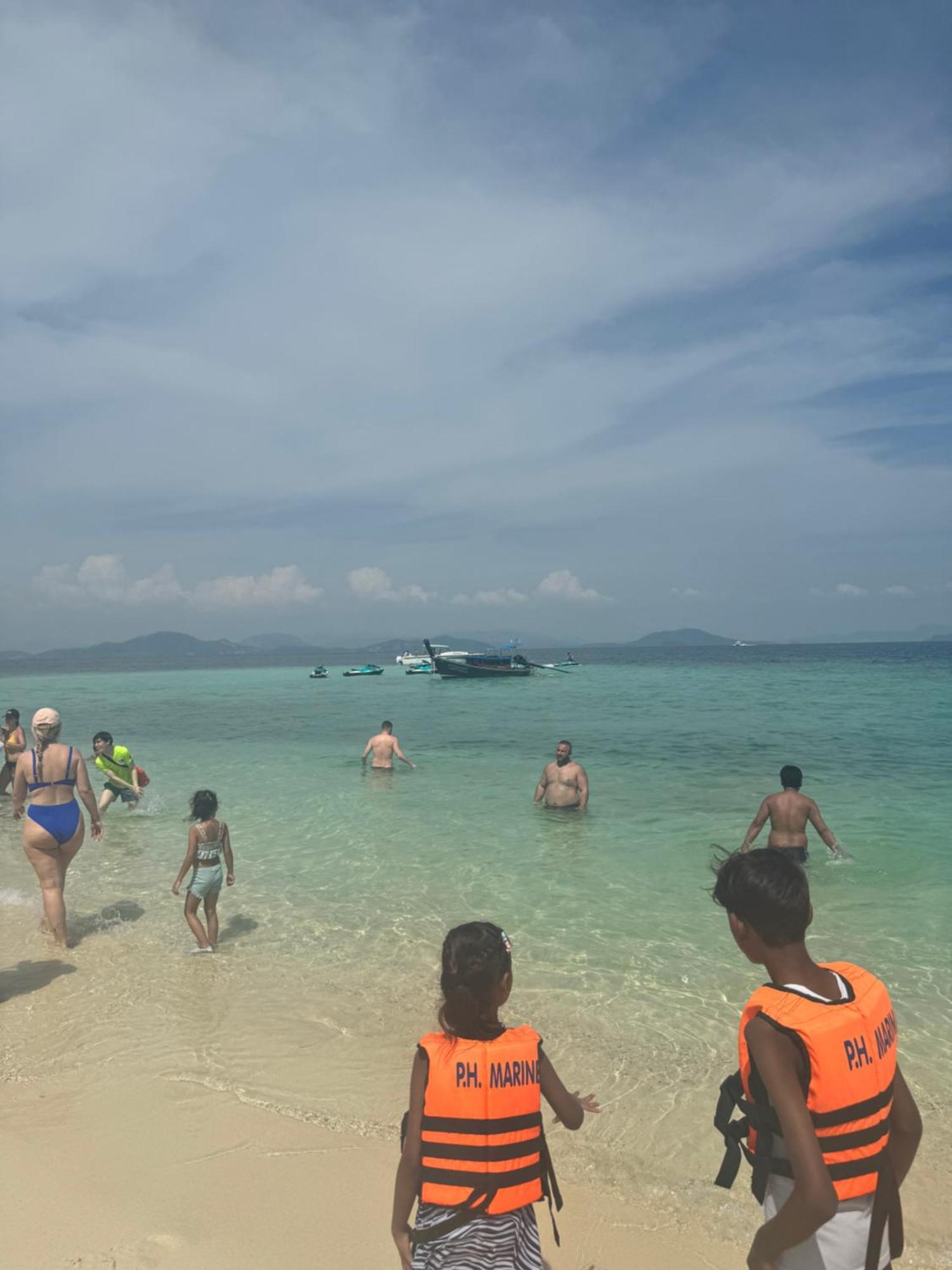 Hack Patong Beach Hotel Esterno foto